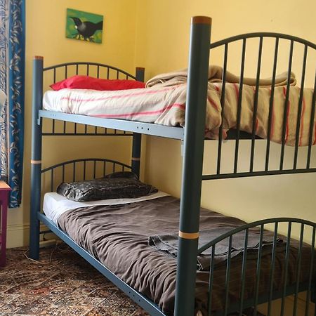 Empire Hotel Backpackers Oamaru Ngoại thất bức ảnh