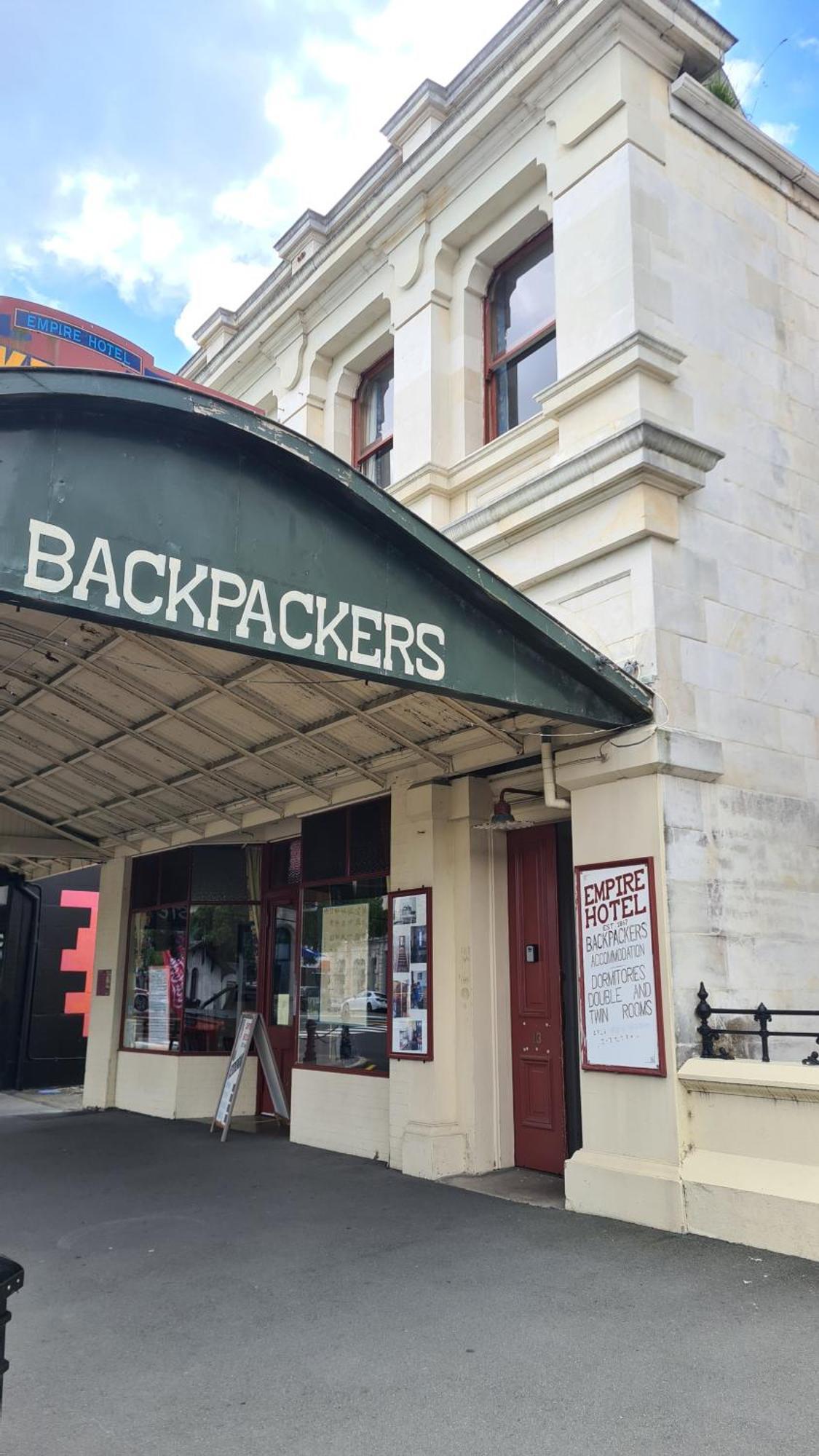 Empire Hotel Backpackers Oamaru Ngoại thất bức ảnh