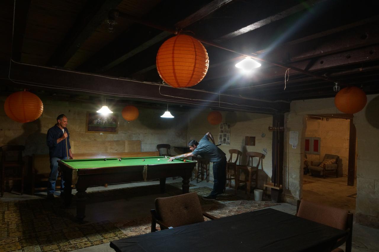 Empire Hotel Backpackers Oamaru Ngoại thất bức ảnh