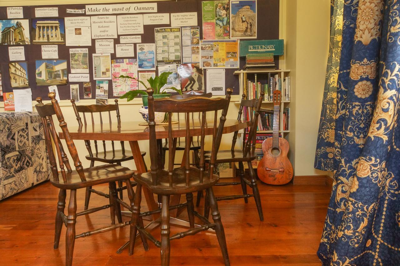 Empire Hotel Backpackers Oamaru Ngoại thất bức ảnh
