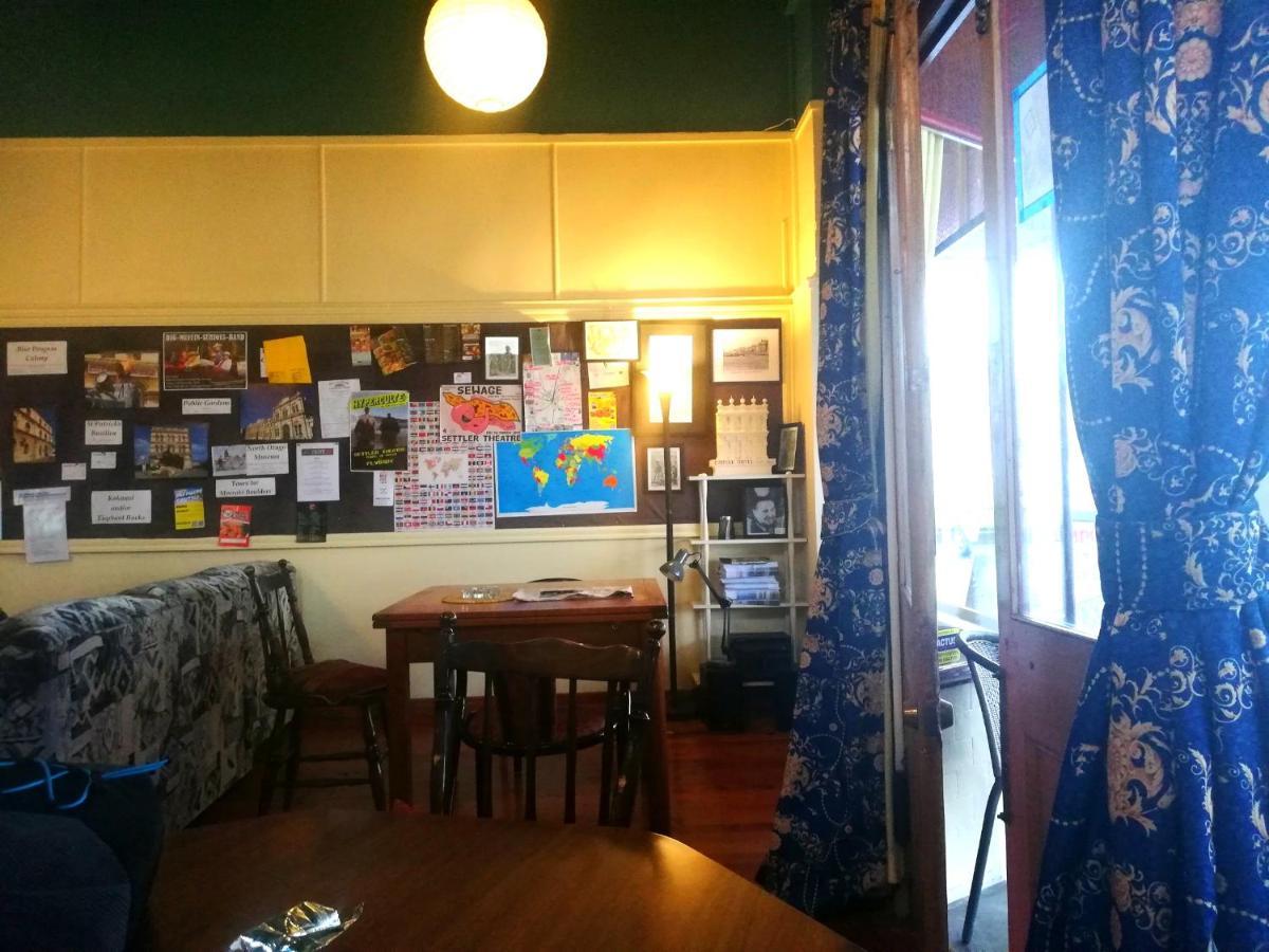 Empire Hotel Backpackers Oamaru Ngoại thất bức ảnh